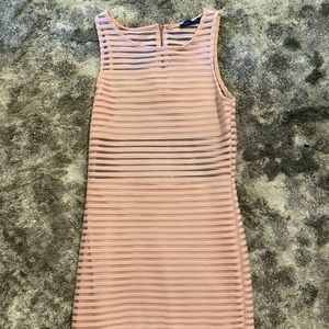 💙3/$45 DRESSES💙Pink Dress with sheer details